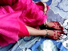 Indian Desi Footjob And Hardcore Sex In bake hd Clear Hindi Video Bhabhi Devar Fucking