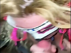 اکتبر ماه مورد علاقه ما است بنابراین ما موقعیت gangbang ebony hood را انجام دادیم