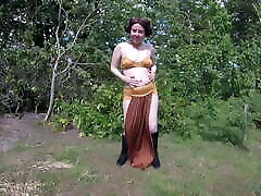 Princess sibu mvintageage cosplay in the garden