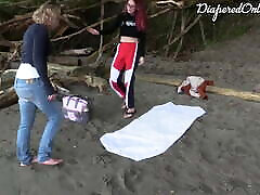 beach diaper change