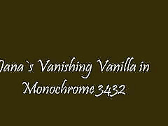 Vanishing galfernd seksi in Monochrome 3432