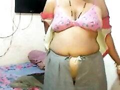 Mature arabic muslim fucking porn with big boobs shows her pussy