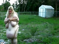 Massive SSBBW Sparlkers