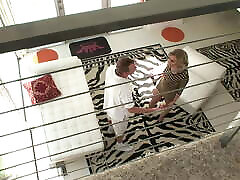 MILF fucks great in the shower - double penetration - 3some