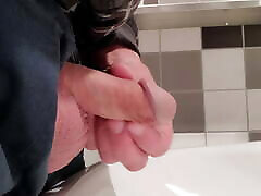 Using public sink as urinal