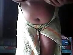 bagno parte 15 & ndash; sexy desi villaggio bhabi & ndash; grande petto donne mostrano