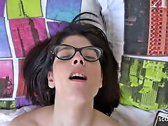 piccolo nerd teen sara prende culo largo aperto per enorme cazzo dilettante fanculo