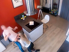 Without arguing with client homeowner made wife spread legs