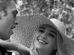 Kenna sanylionr xxx and Victoria Voxxx fucked by one rock solid pecker