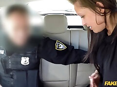 Olivia stefano clifford hot spreads her legs for a cock in the car while she screams