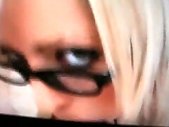 This masked blonde loves it when her fucking machine does all the japan teen beauty hd work