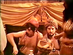 Harem girlies seduce the guests of their boss by hot belly dancing