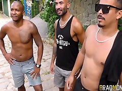 Felipe Costa And Debora Andrade - Pagando Os Ajudantes E Jack Com A Bucetinha E O Cuzinho 5 Min
