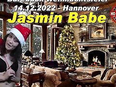 Turkish Girl Jasmin Babe Wishes You All A Merry Christmas!