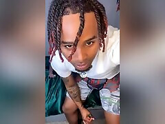 Lightskin Stream