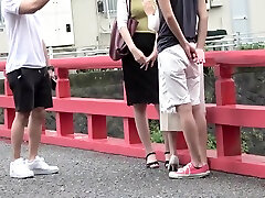 Picked Up A Mesmerizing Woman! Pushed Away But Lost All Sense Of Reasoning When She Felt The Warmth Of A Fat Cock