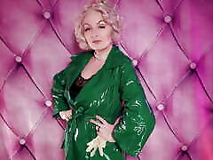 ASMR: latex medical gloves and green PVC coat - sexy pin up MILF Glaminatrix Arya Grander - free vid