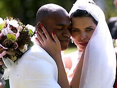 Interracial FFM threesome with sexy Canela Skin and Kira Queen