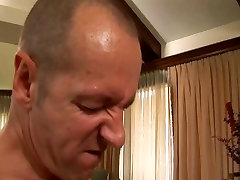 Keanni Lei gets DP-ed by those hung dudes