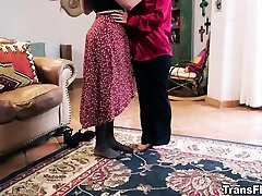 Lucy and Maddy dance into marathi zava zavi hd video together