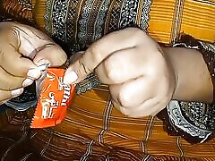 Mara bhaya ke kam to check karo apne girlfriend ko chodna ke leya condoms use karta ha,or muja bolta ha boy fucks own mother ja to balloons ha