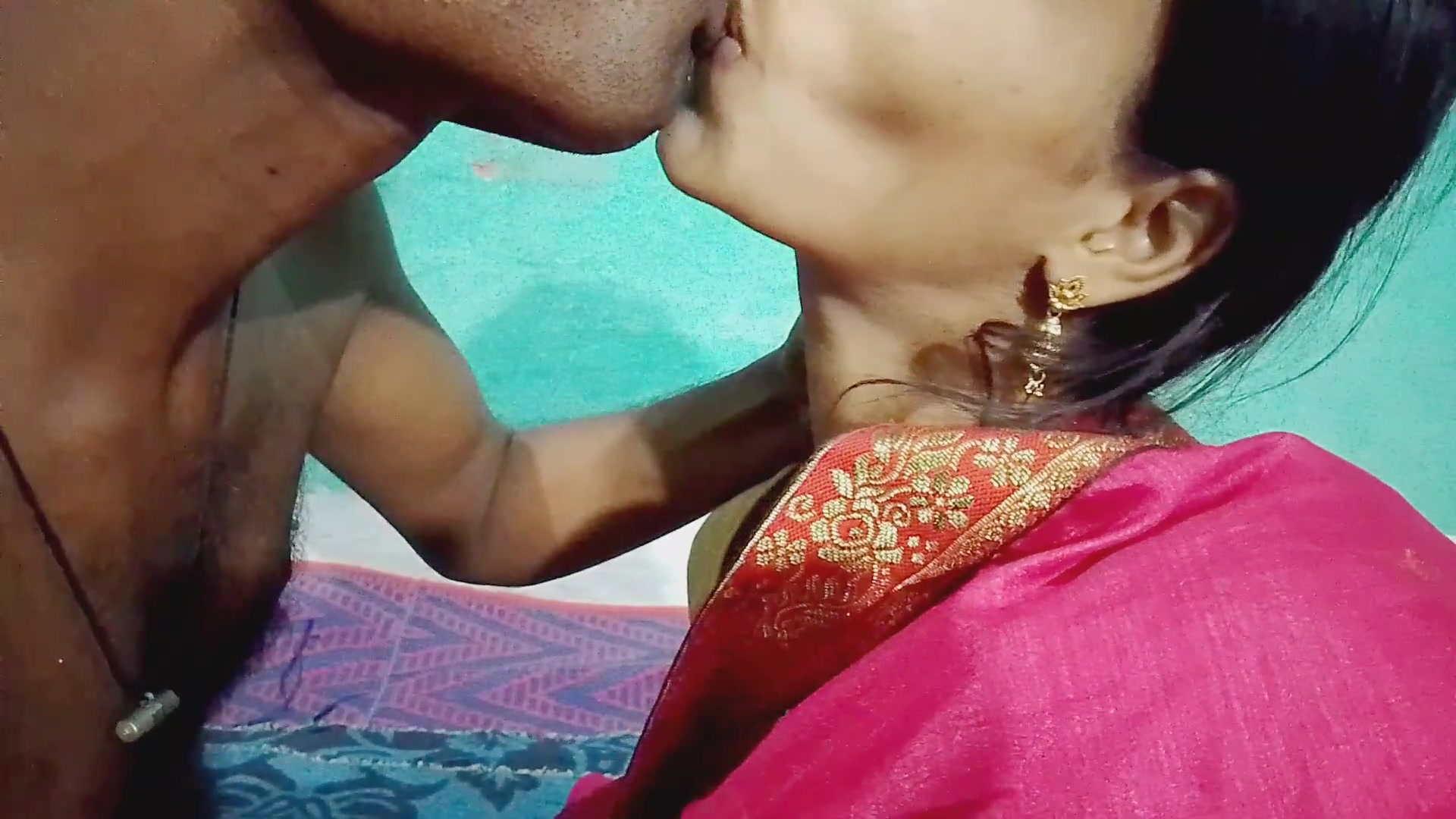 Hot sexy Indian village bhabhi ki jabardast chudai videos aaj bhabhi ji cho...